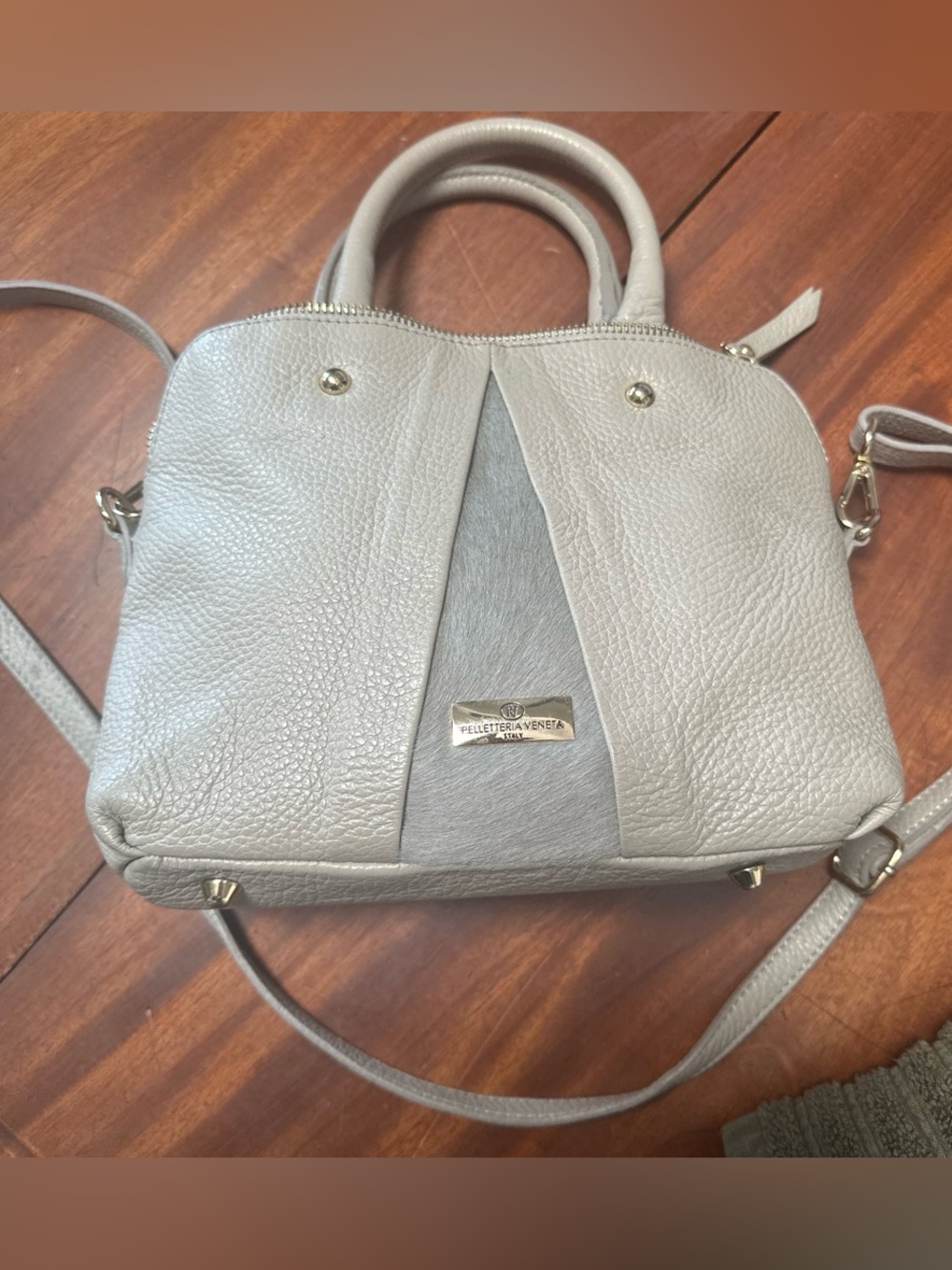Pelleteria Veneta Gray Pebbled Leather Satchel with Suede Accent